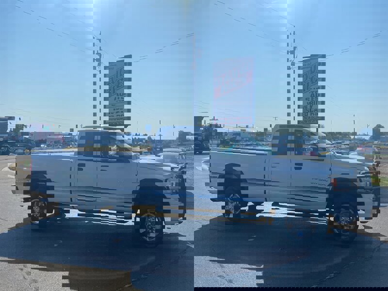 Used 2006 Dodge Ram 3500 Truck Laramie image 1