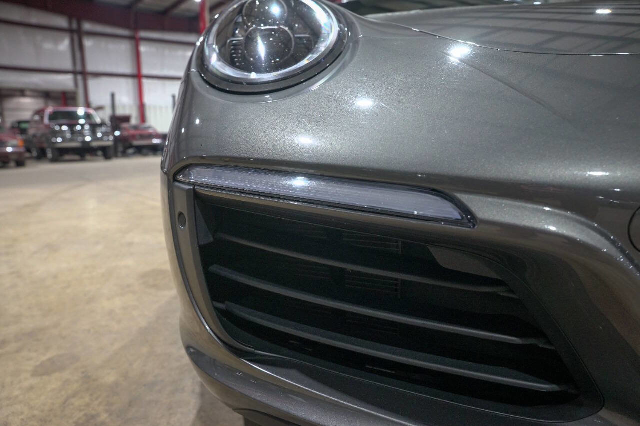 Used 2019 Porsche 911 Carrera S image 27