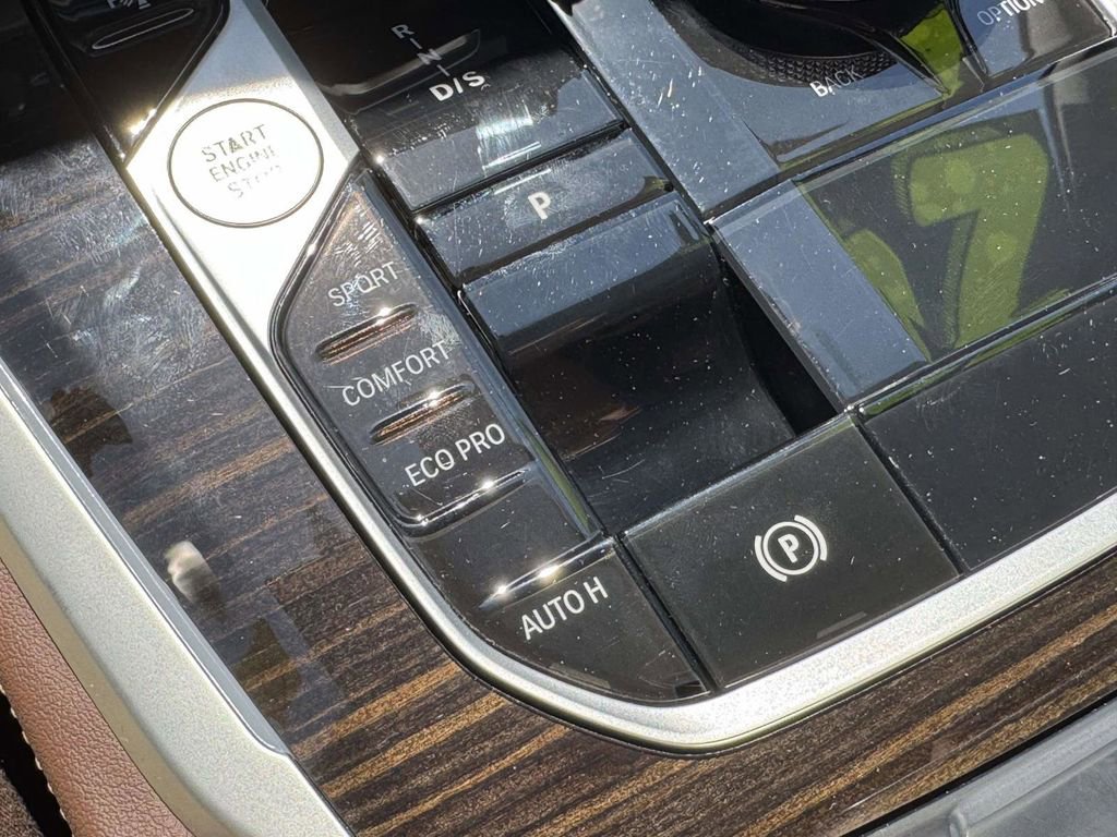 Used 2024 BMW X5 sDrive40i w/ M Sport Package image 14