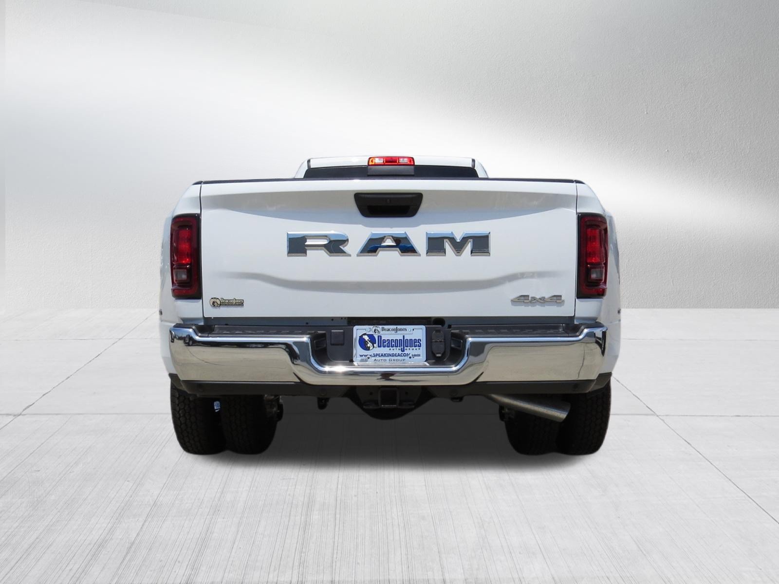 New 2026 RAM 3500 Tradesman AWD/4WD image 4