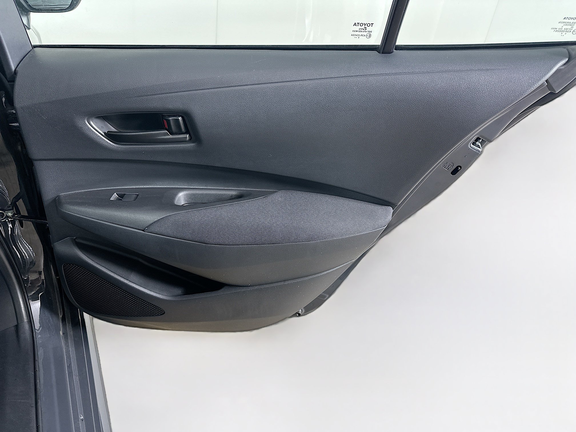 Used 2026 Toyota Corolla LE FWD image 29