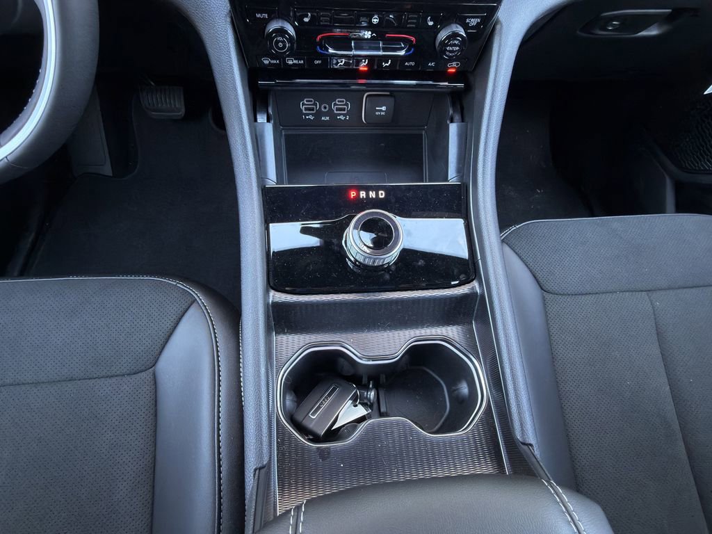 New 2025 Jeep Grand Cherokee L Altitude image 16
