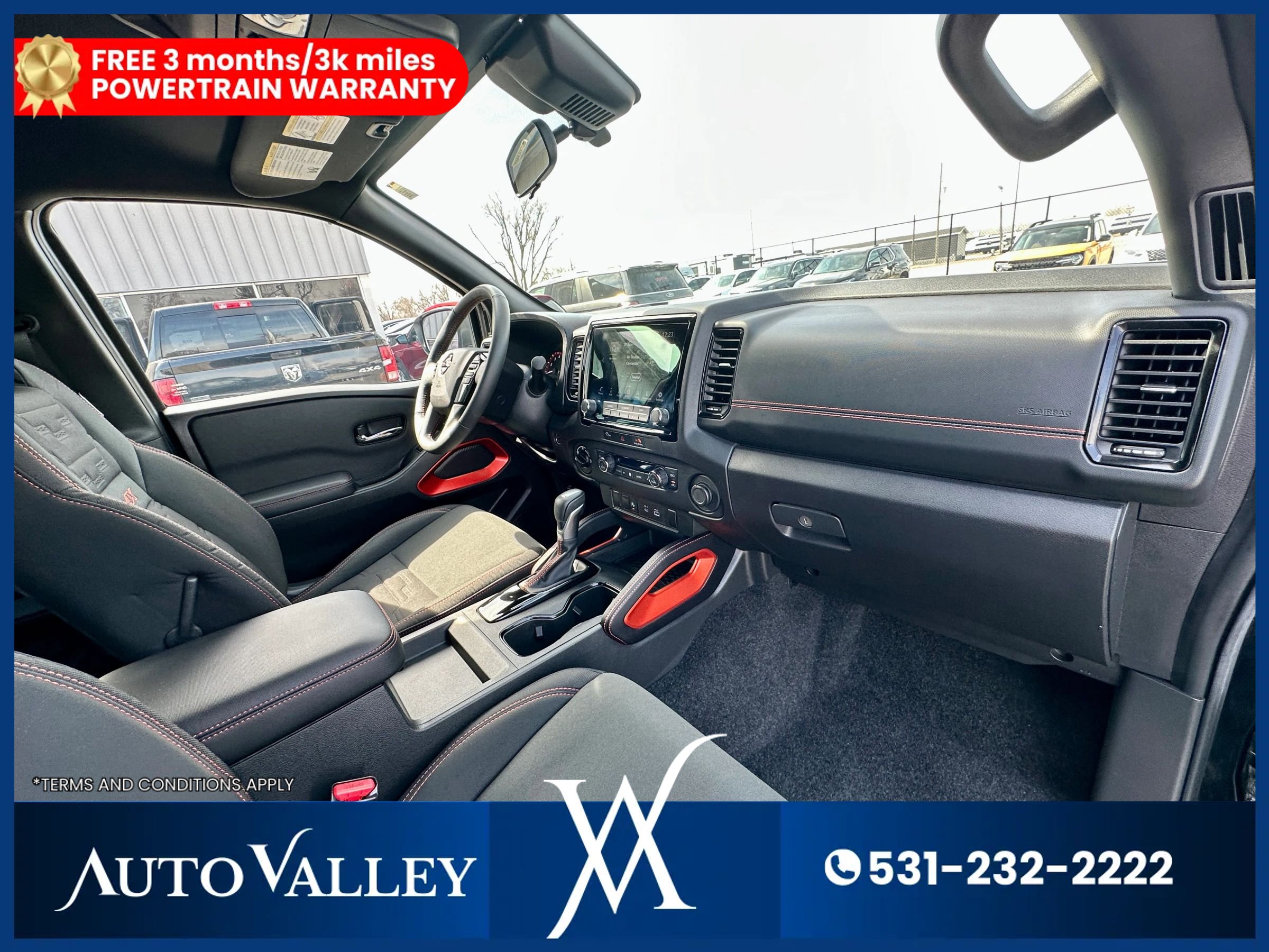 Used 2024 Nissan Frontier PRO-4X w/ Technology Package image 15