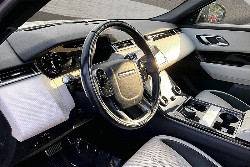 Used 2020 Land Rover Range Rover Velar R-Dynamic S AWD/4WD image 11