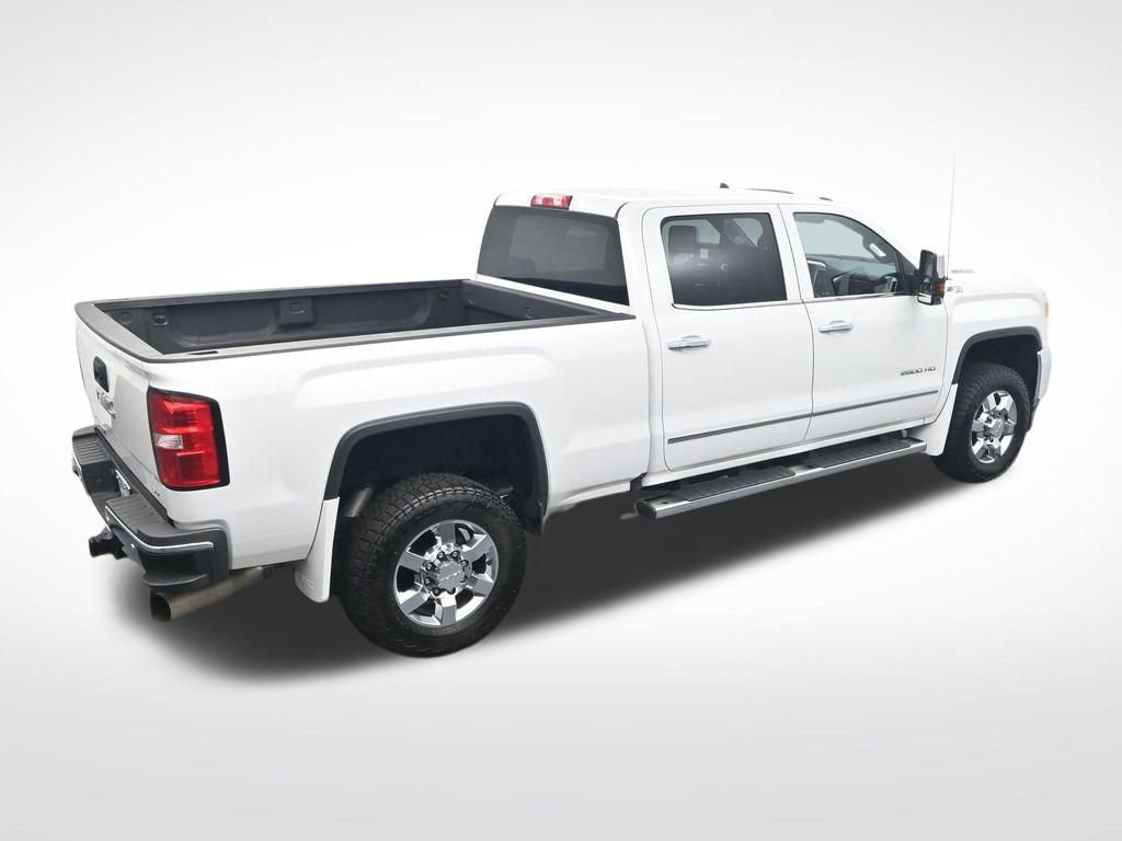 Used 2018 GMC Sierra 2500 SLT w/ Duramax Plus Package AWD/4WD image 27