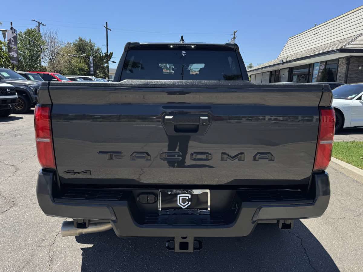 Used 2024 Toyota Tacoma TRD Sport AWD/4WD image 6