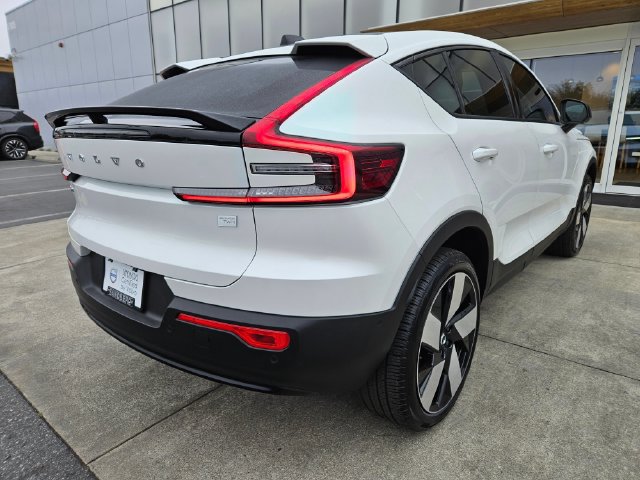 Certified 2023 Volvo C40 P8 Recharge Ultimate w/ Protection Package Premier AWD/4WD image 5