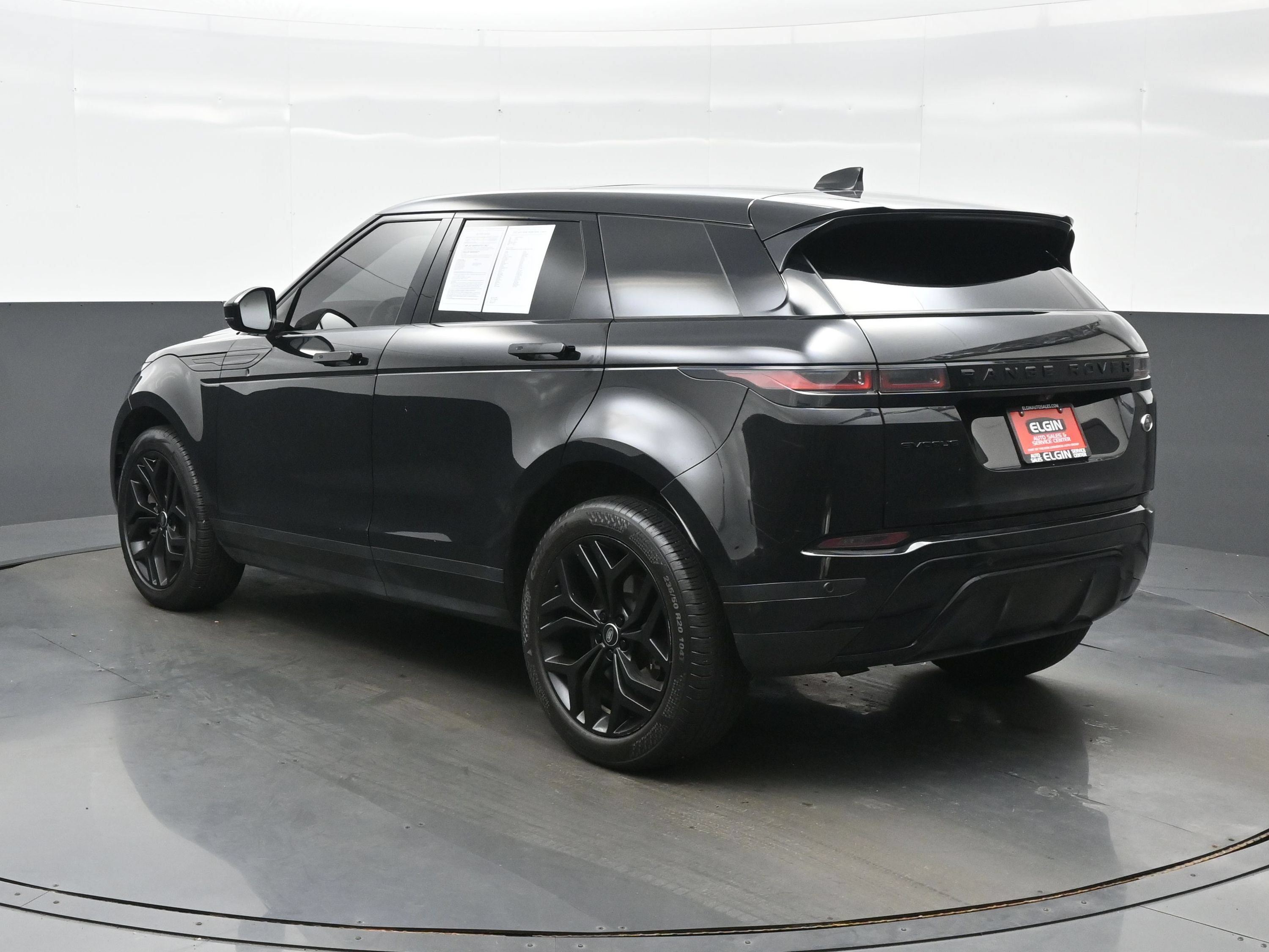 Used 2023 Land Rover Range Rover Evoque SE AWD/4WD image 4