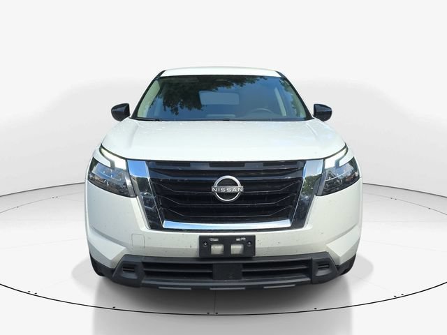 Used 2024 Nissan Pathfinder S FWD image 11