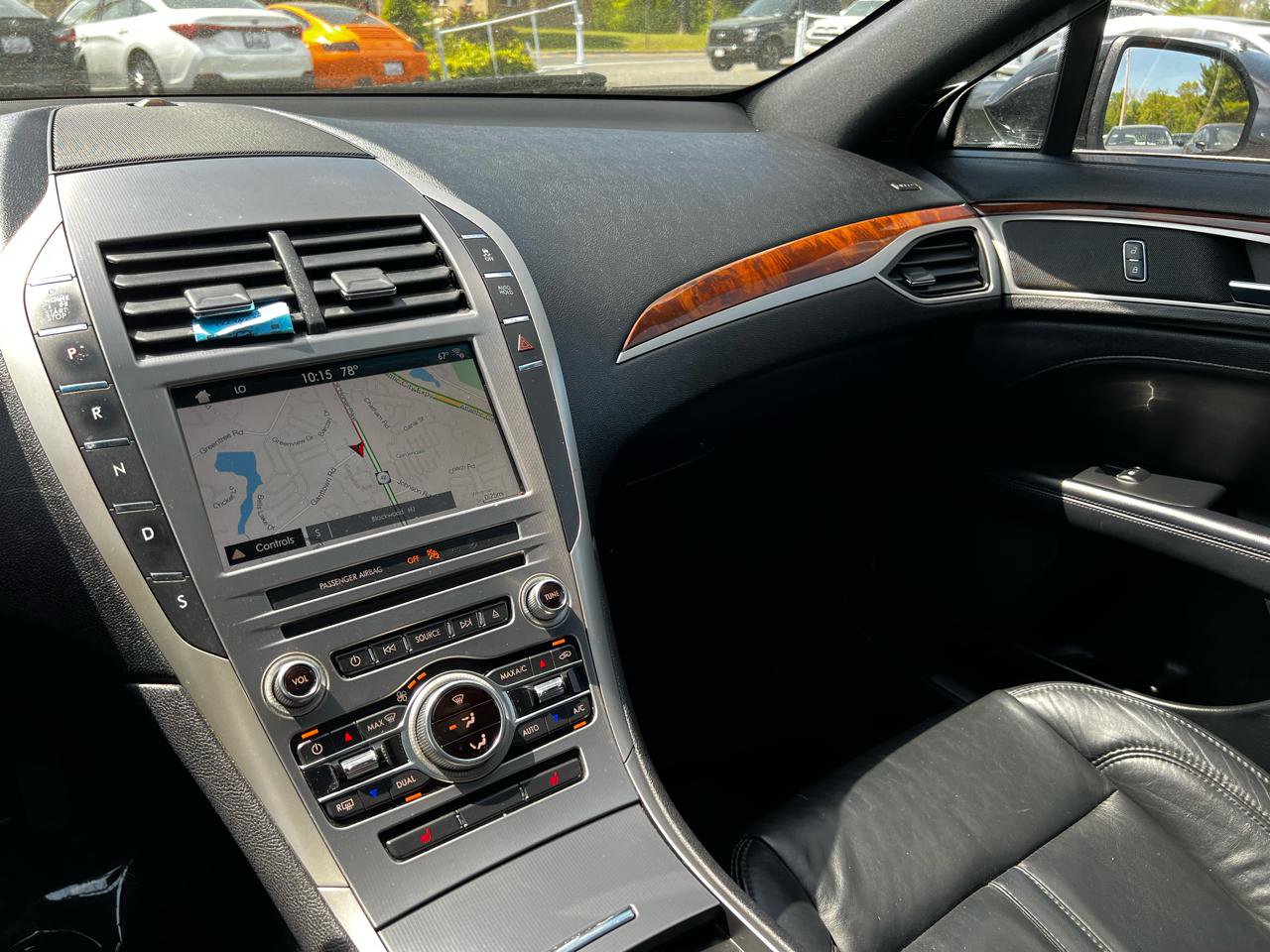 Used 2018 Lincoln MKZ Select w/ Select Plus Package AWD/4WD image 13