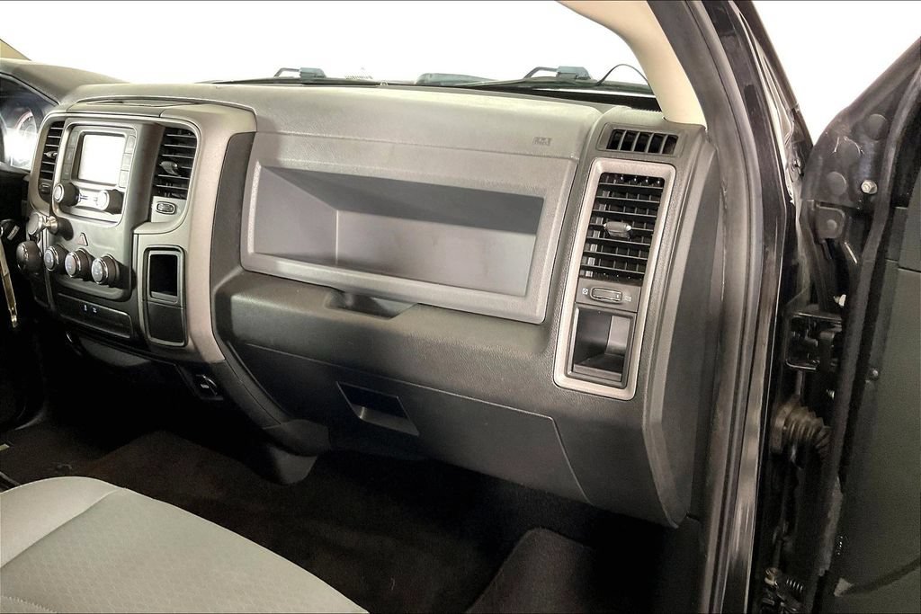 Used 2016 RAM 1500 Express w/ Black Ram 1500 Express Group RWD image 19