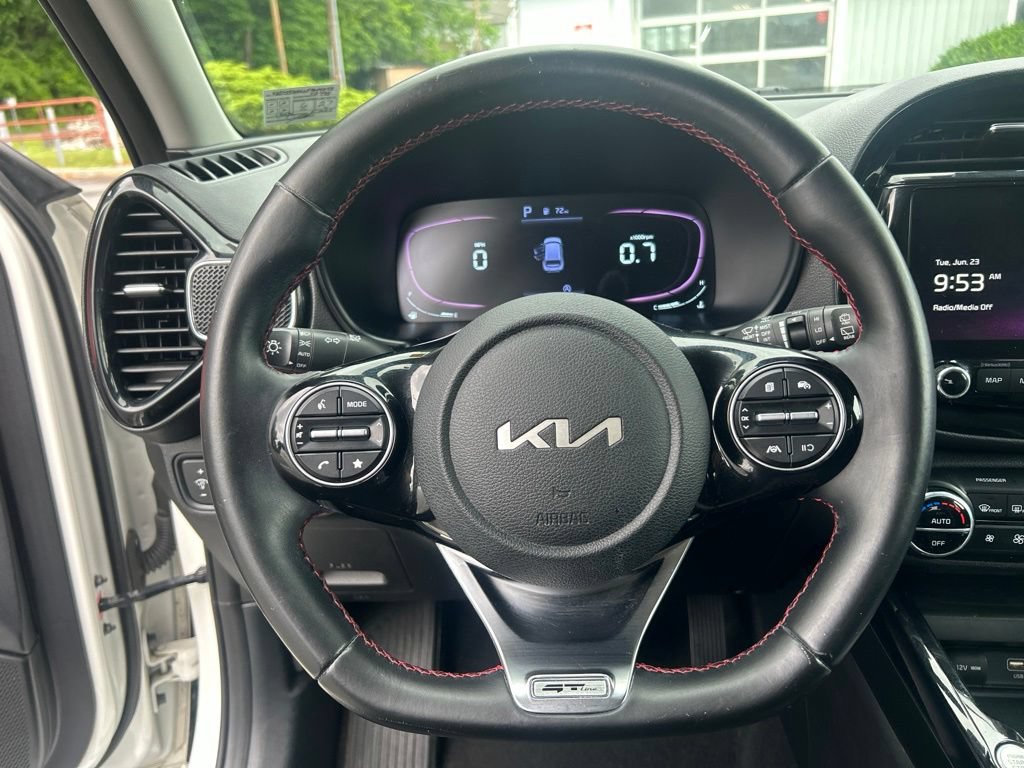 Used 2023 Kia Soul GT-Line FWD image 14