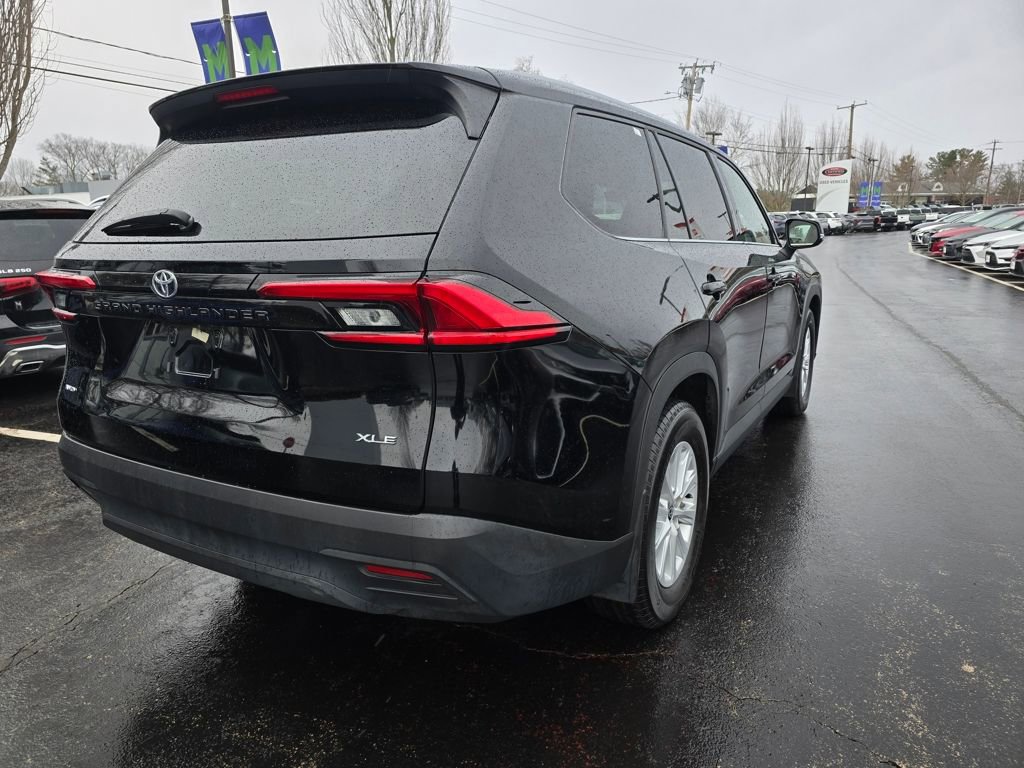 Certified 2024 Toyota Grand Highlander AWD image 8