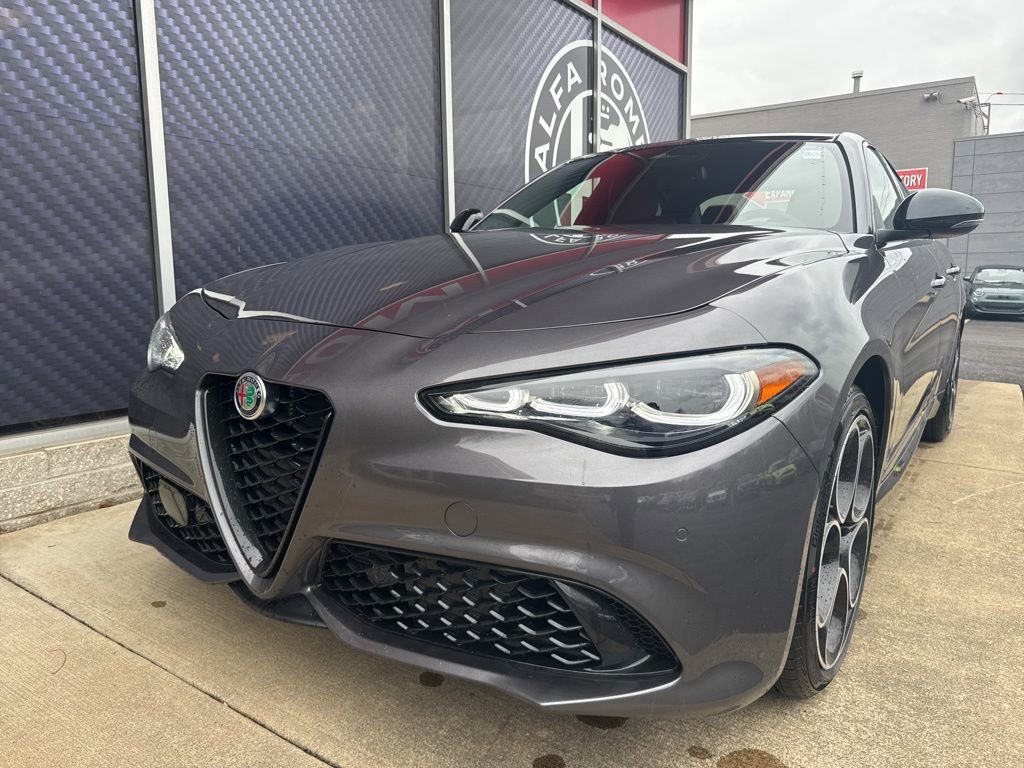 New 2026 Alfa Romeo Giulia AWD image 10