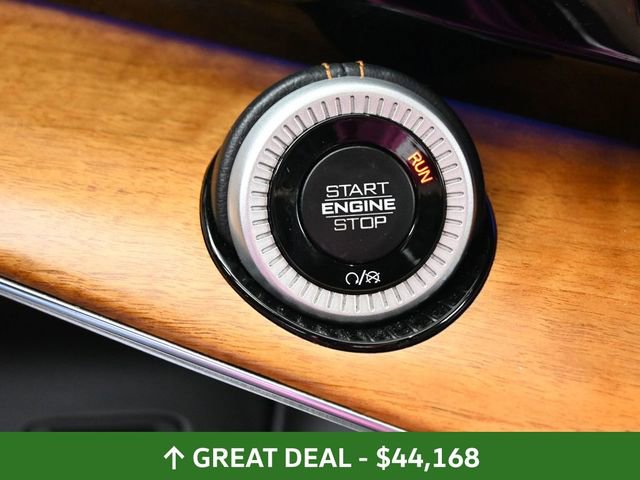 Used 2022 Jeep Grand Wagoneer Series III AWD/4WD image 29