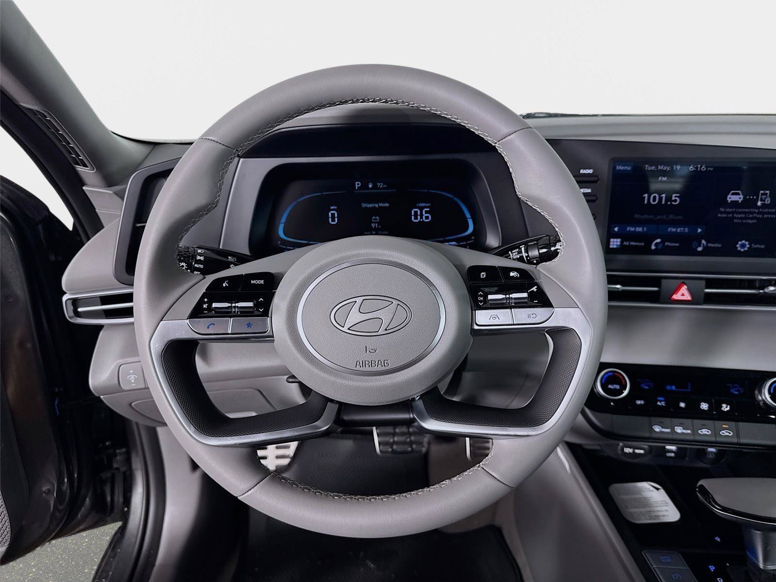 New 2026 Hyundai Elantra Sport FWD image 12
