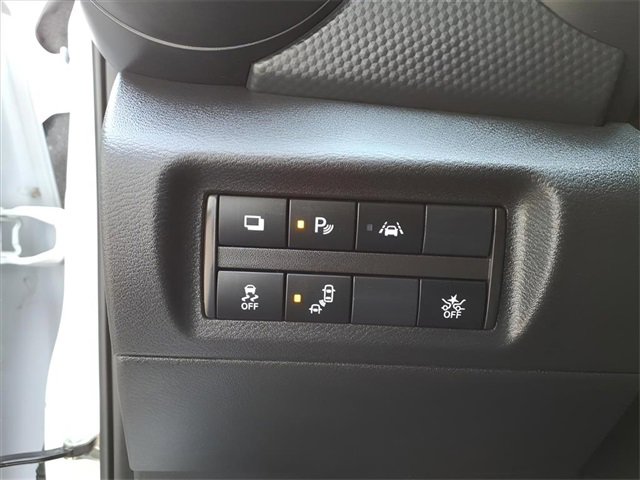 Used 2024 Nissan Kicks S image 15