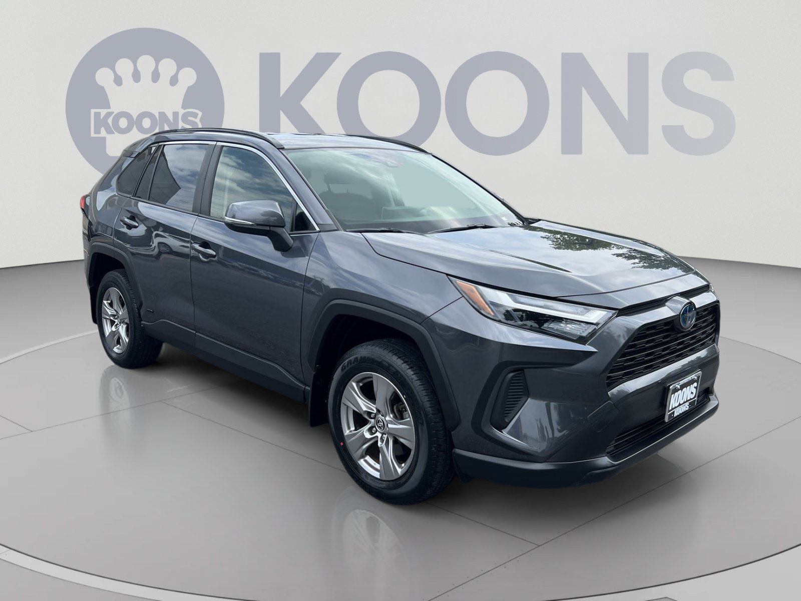Used 2023 Toyota RAV4 LE AWD/4WD image 10