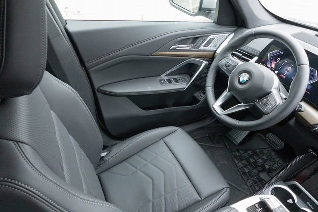 New 2025 BMW X1 xDrive28i w/ Premium Package image 23