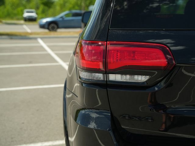 Used 2019 Jeep Grand Cherokee Altitude AWD/4WD image 40