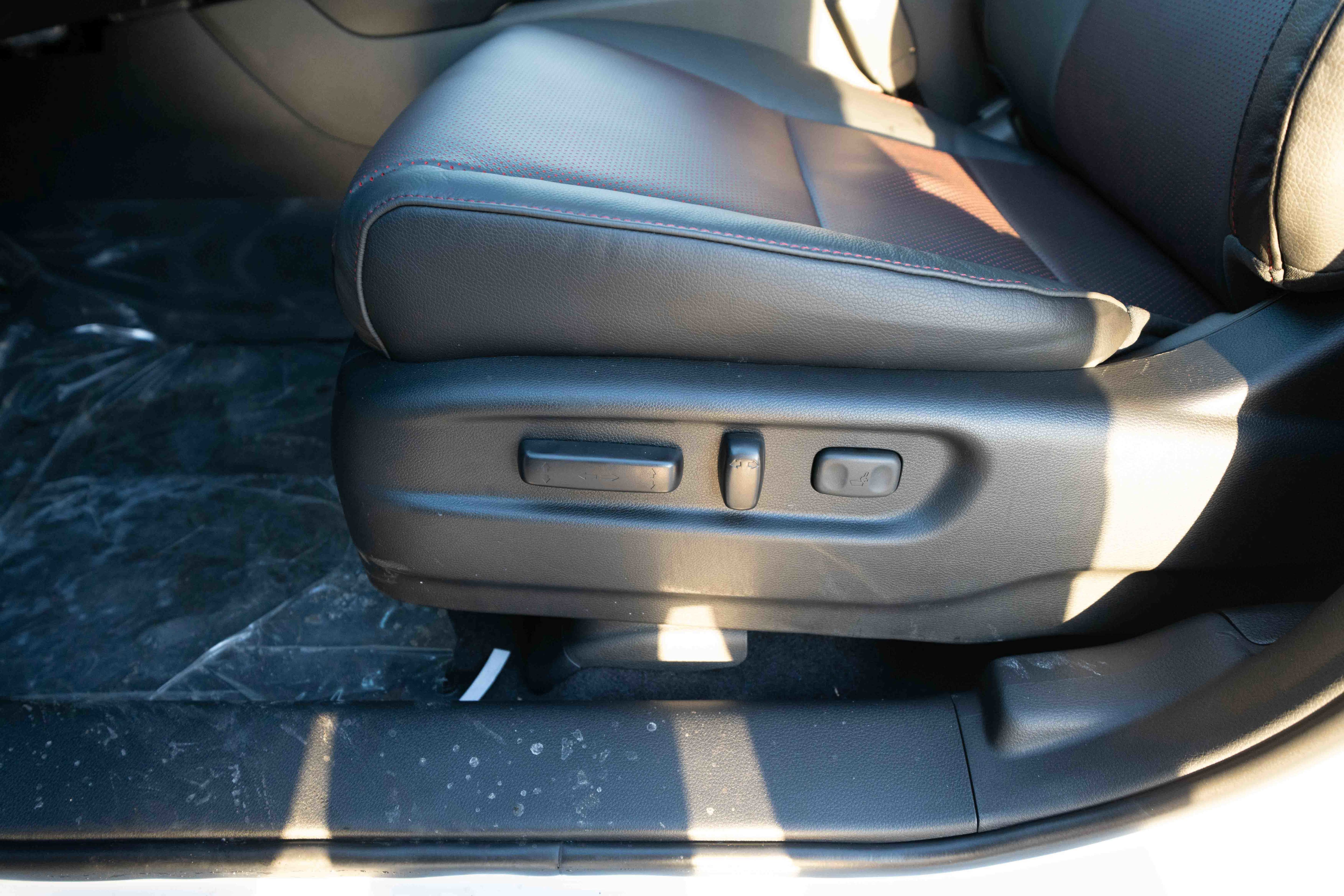 New 2026 Honda Ridgeline Black Edition image 12