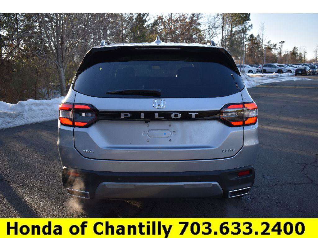 Used 2026 Honda Pilot Elite image 6
