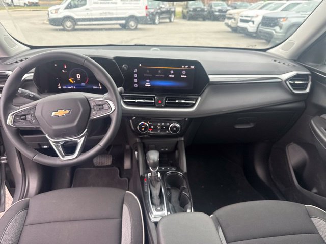 Used 2026 Chevrolet TrailBlazer LT w/ Convenience Package AWD/4WD image 27