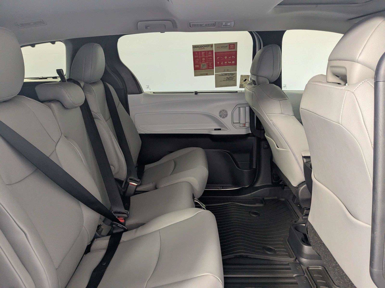 New 2026 Toyota Sienna XLE FWD image 23