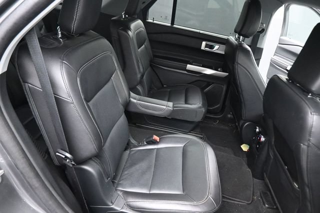Used 2023 Ford Explorer Limited w/ Hybrid Equipment Group 310A AWD/4WD image 16