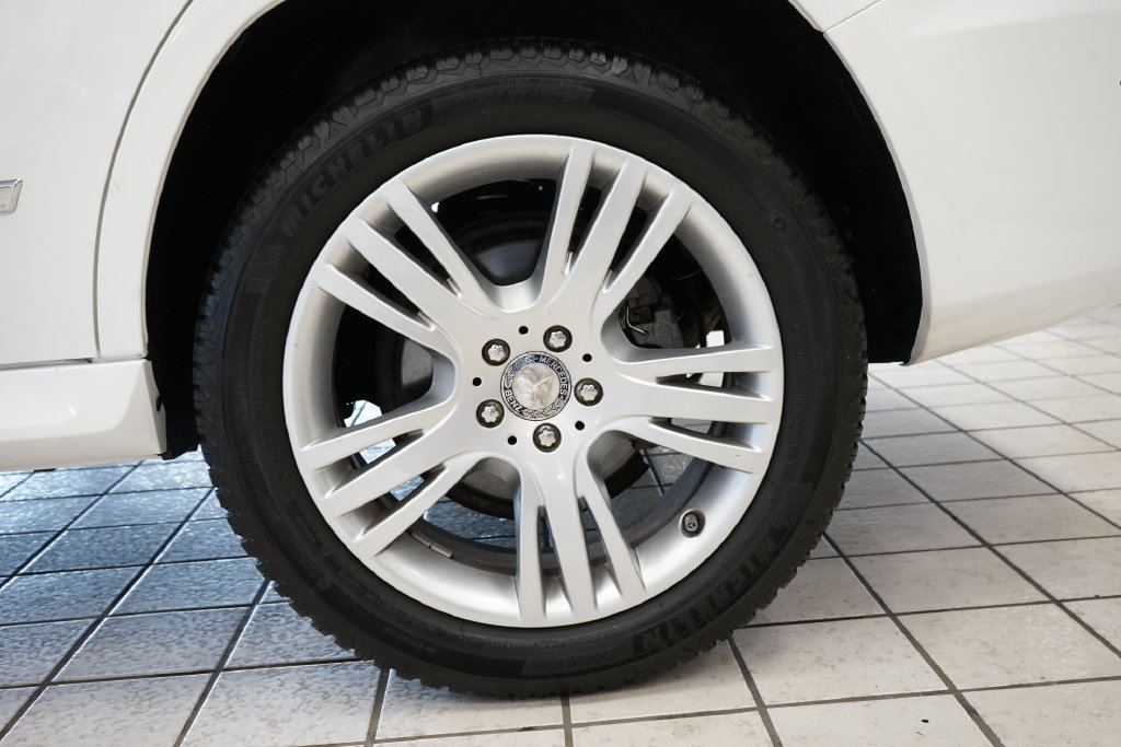 Used 2015 Mercedes-Benz GLK 350 4MATIC image 50