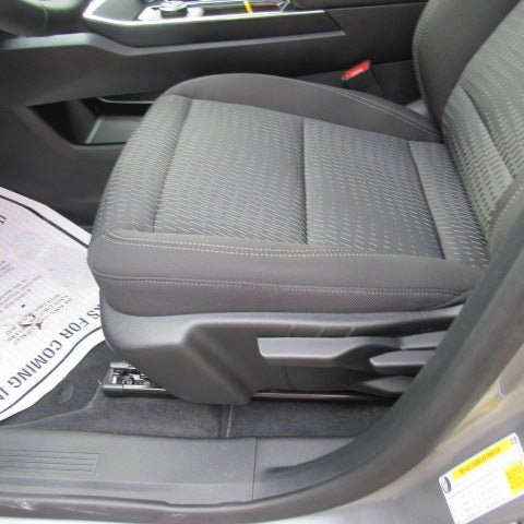 Used 2026 Chevrolet Equinox LT FWD image 15