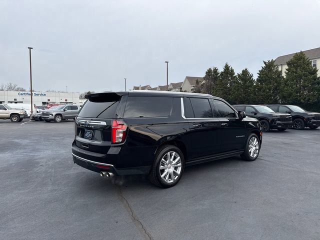 Used 2021 Chevrolet Suburban High Country AWD/4WD image 3