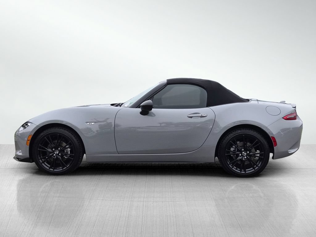 Certified 2024 MAZDA MX-5 Miata Club RWD image 8