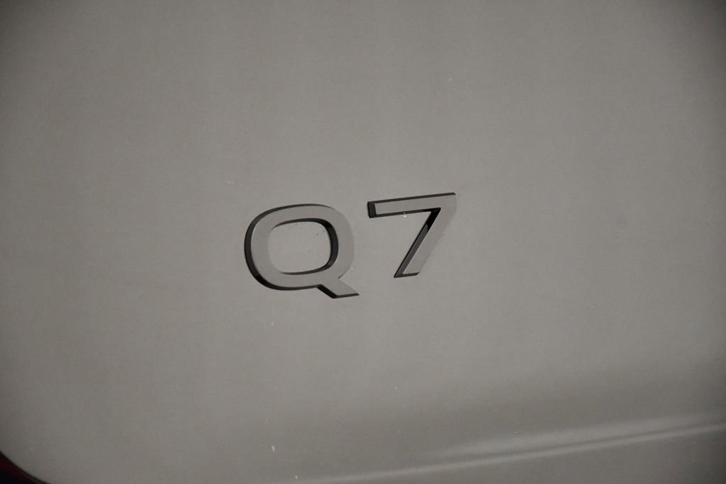 New 2025 Audi Q7 3.0T Premium Plus image 9