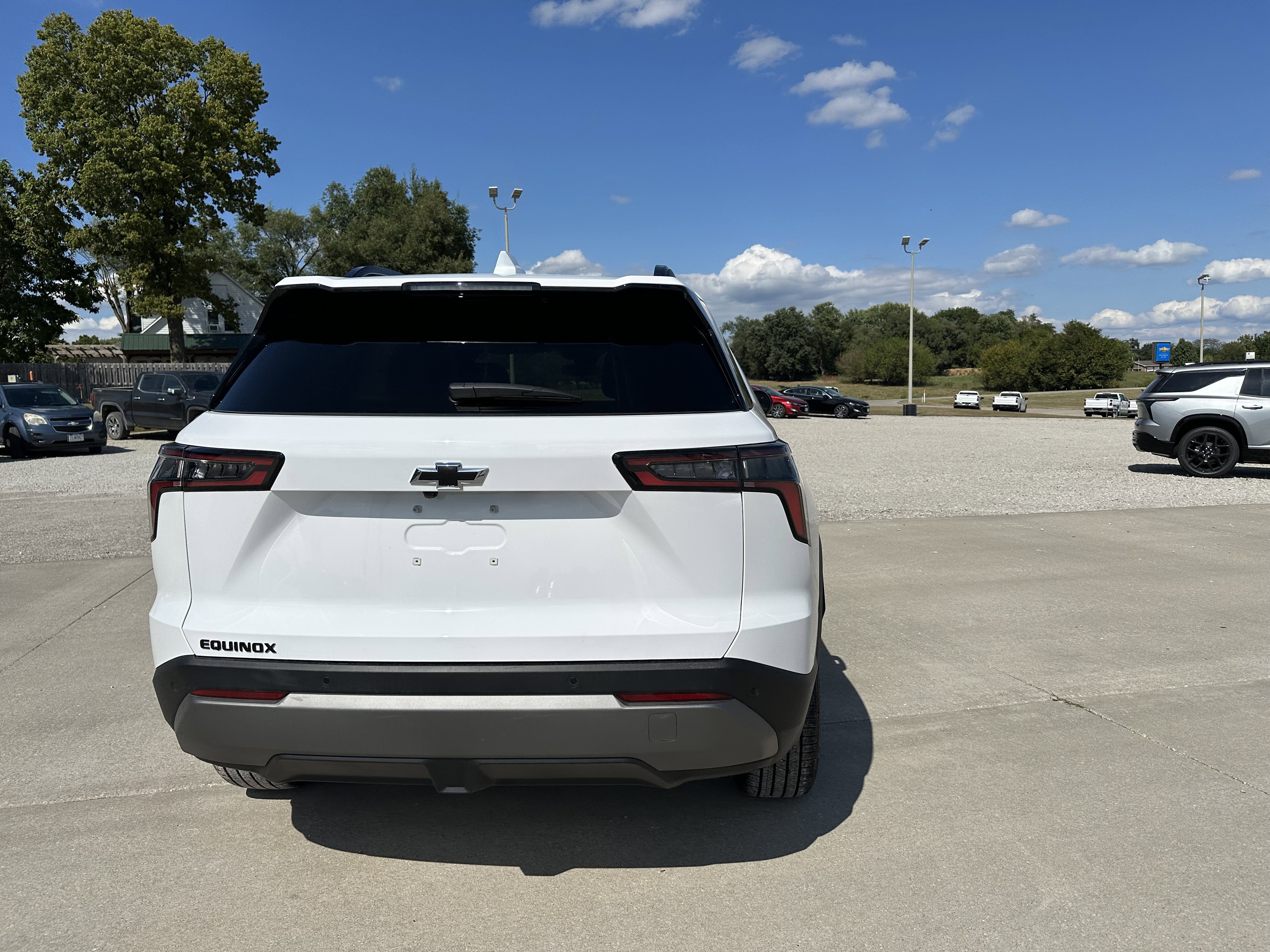 New 2026 Chevrolet Equinox LT w/ Midnight Edition image 6