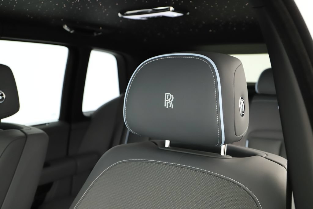 Used 2024 Rolls-Royce Cullinan w/ Cullinan Package AWD/4WD image 25