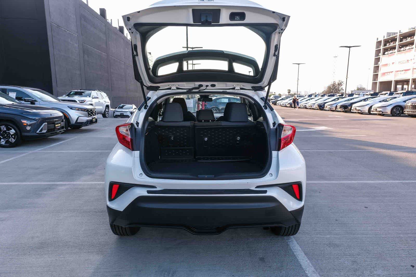 Certified 2021 Toyota C-HR LE FWD image 27