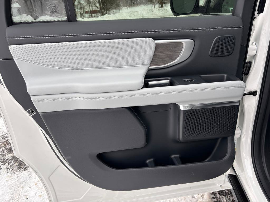 New 2026 Ford Expedition Max Platinum w/ Platinum Ultimate Package image 12