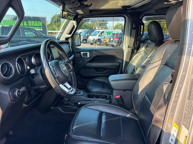 Used 2019 Jeep Wrangler Unlimited Sahara AWD/4WD image 6
