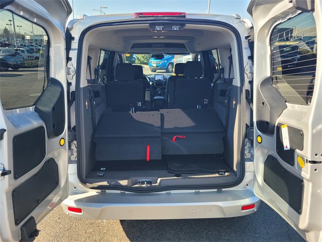 Used 2020 Ford Transit Connect XLT image 11
