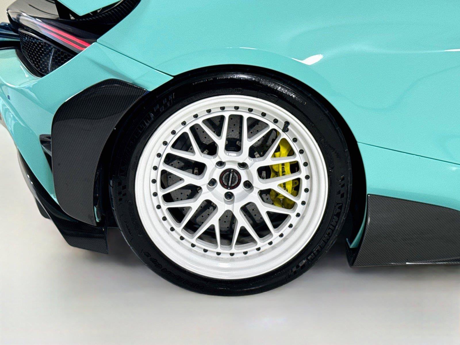 Used 2021 McLaren 720S Performance RWD image 36