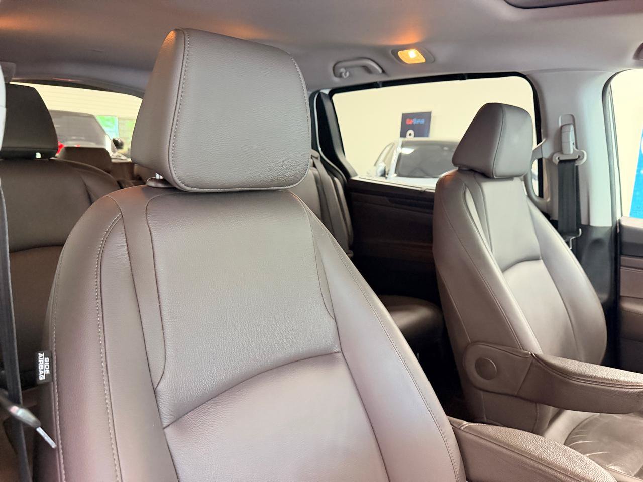 Used 2018 Honda Odyssey EX-L image 28