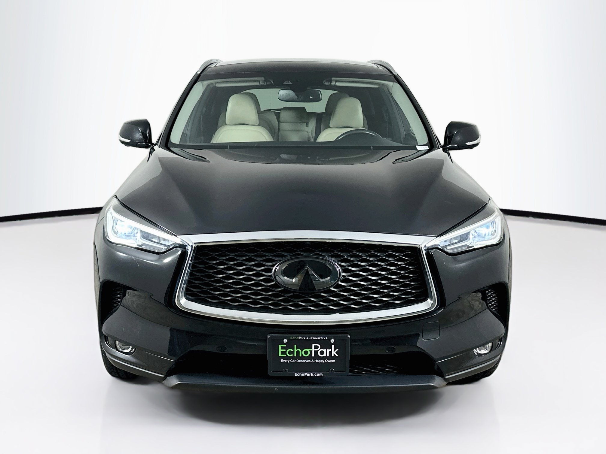 Used 2019 INFINITI QX50 Essential w/ Premium Heat Package AWD/4WD image 2