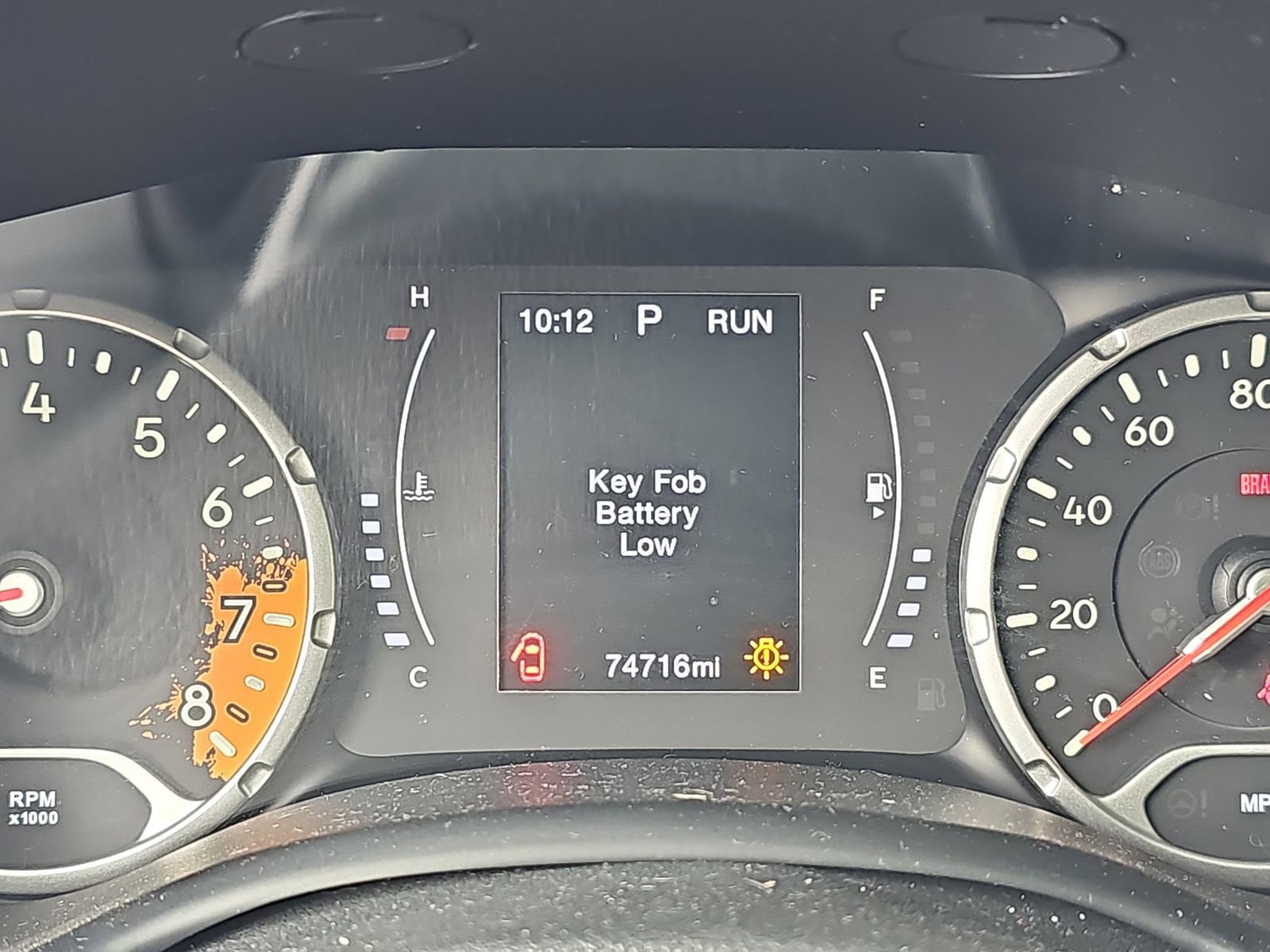 Used 2018 Jeep Renegade Latitude w/ Advanced Technology Group FWD image 17