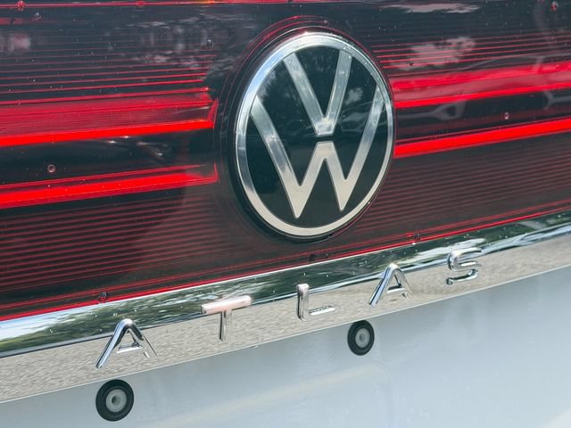 New 2026 Volkswagen Atlas Cross Sport SE FWD image 9