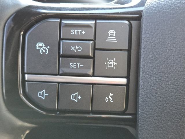 Used 2023 Ford F150 Lightning Platinum image 18