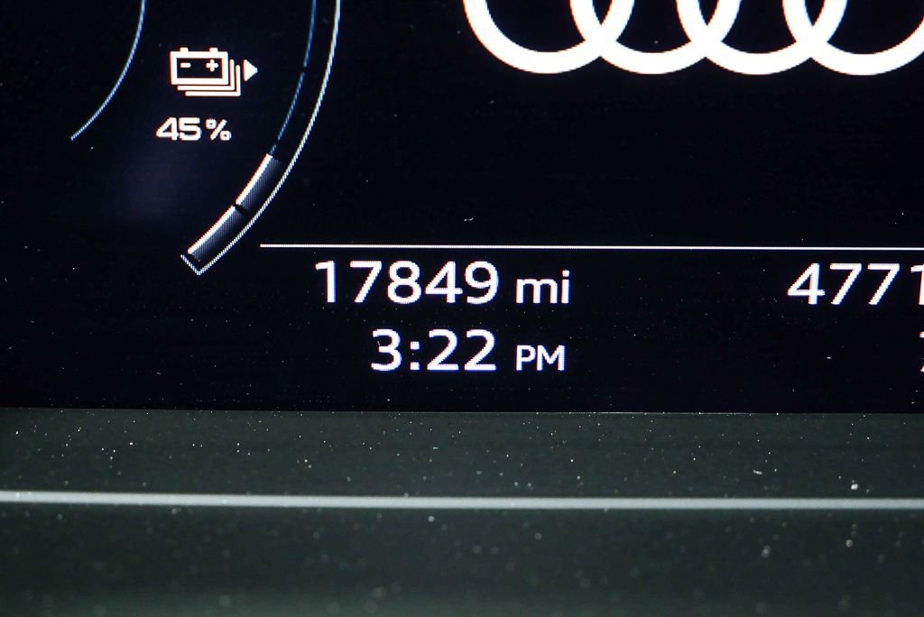 Certified 2023 Audi Q4 e-tron Prestige w/ Black Optic Package image 8