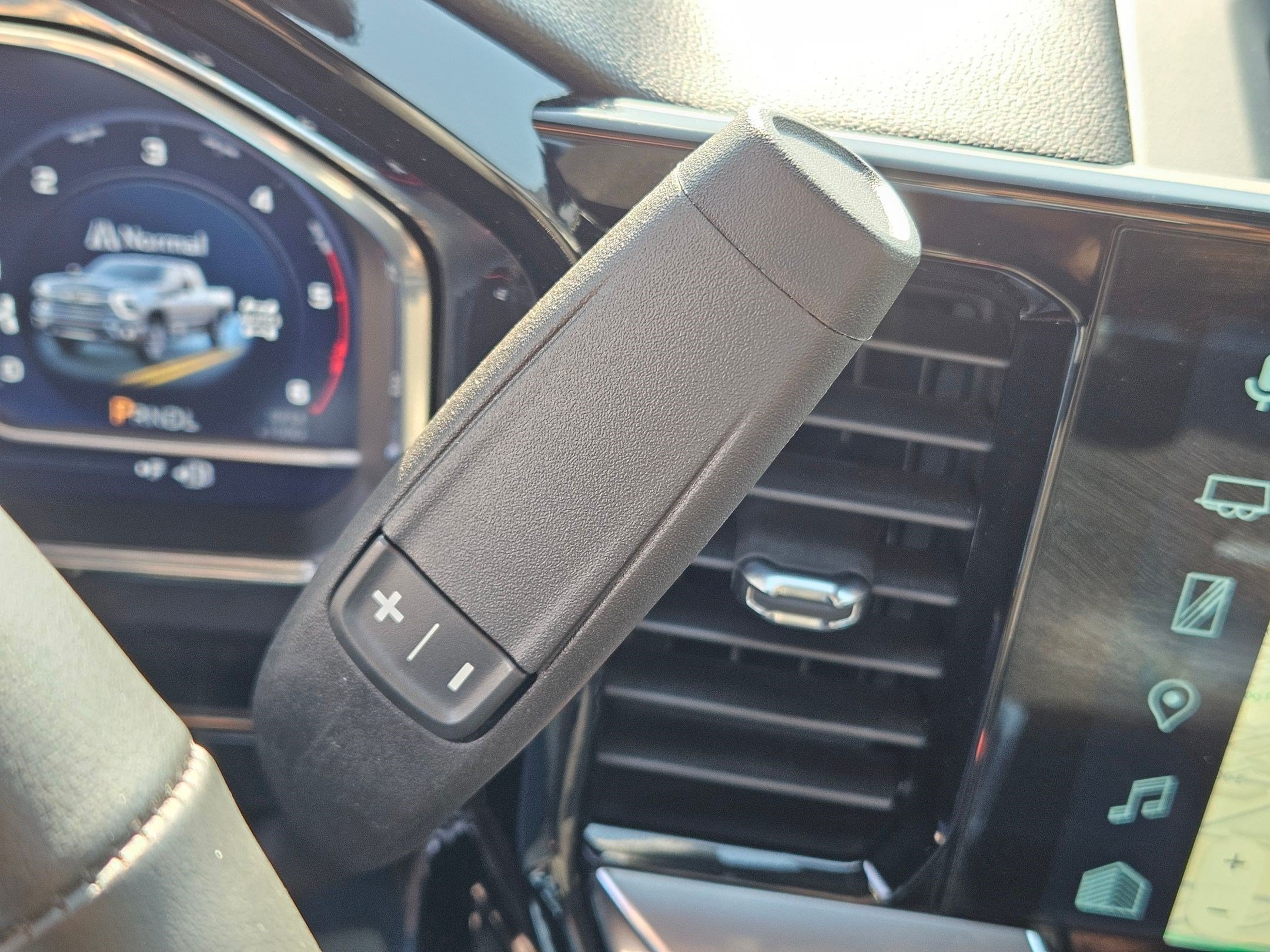 Used 2024 Chevrolet Silverado 3500 High Country AWD/4WD image 27