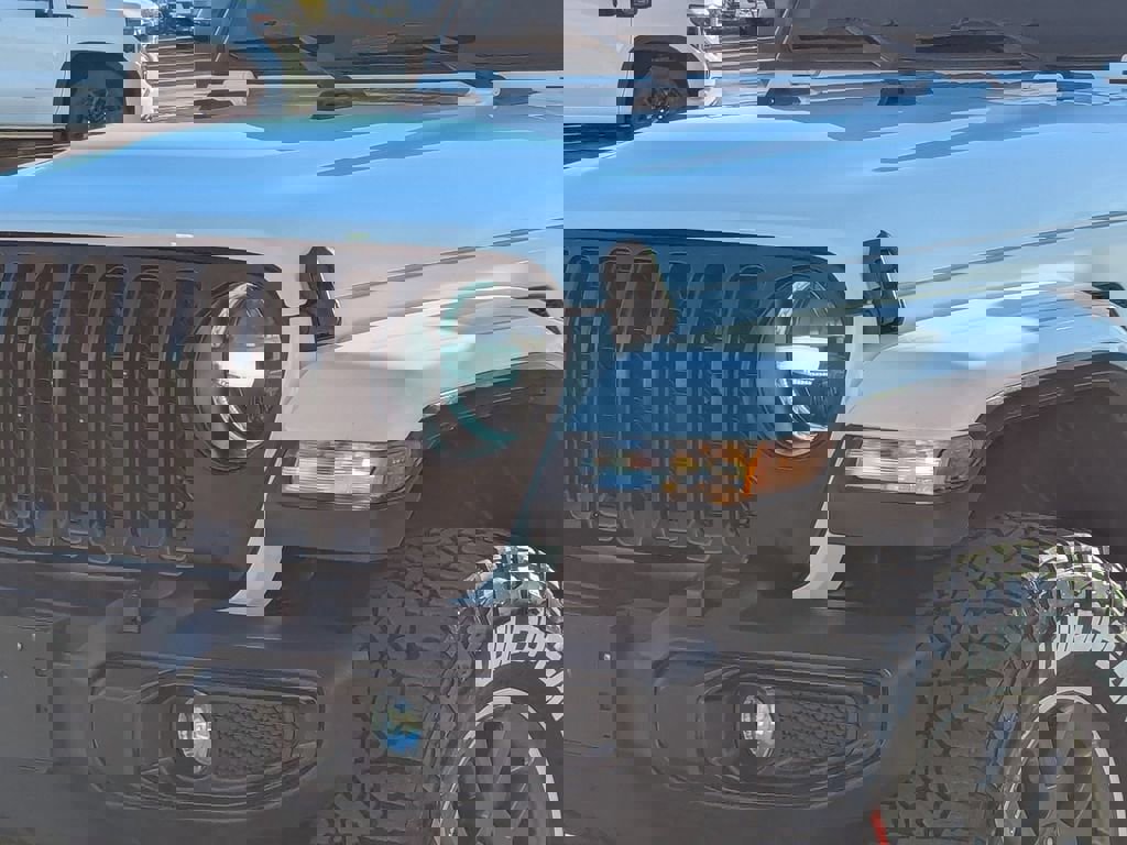 Used 2020 Jeep Gladiator Overland image 6