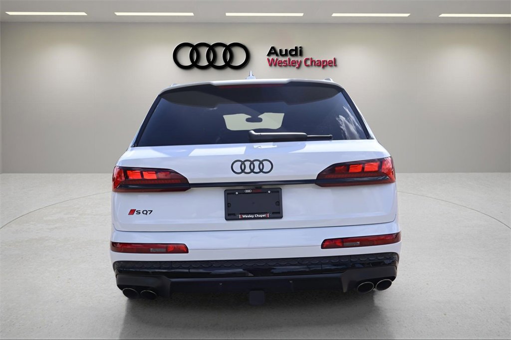 New 2026 Audi SQ7 Prestige image 4
